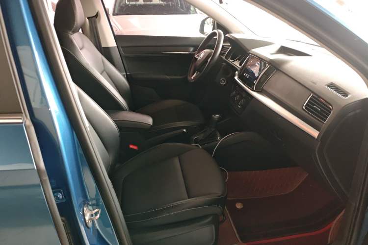 Used Skoda Kamiq 2021 1.5L Automatic Comfort Edition Right Front Seat