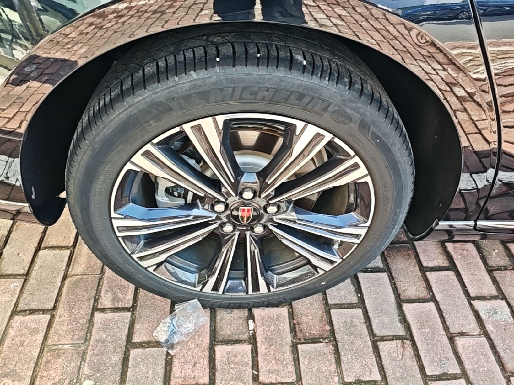 Hongqi H9 2024 2.0T Qichang Private Enjoyment Luxury Edition — снимка 11