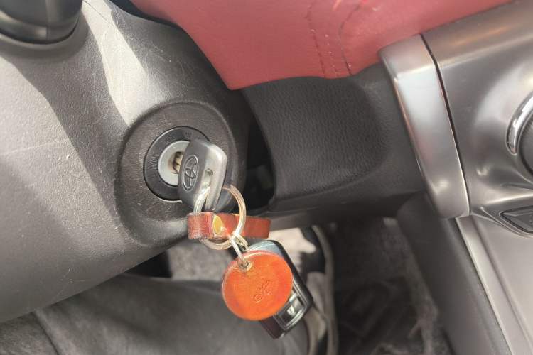 Used Toyota YARiS L Zhi Xuan 2014 1.3E Automatic Charm Edition
