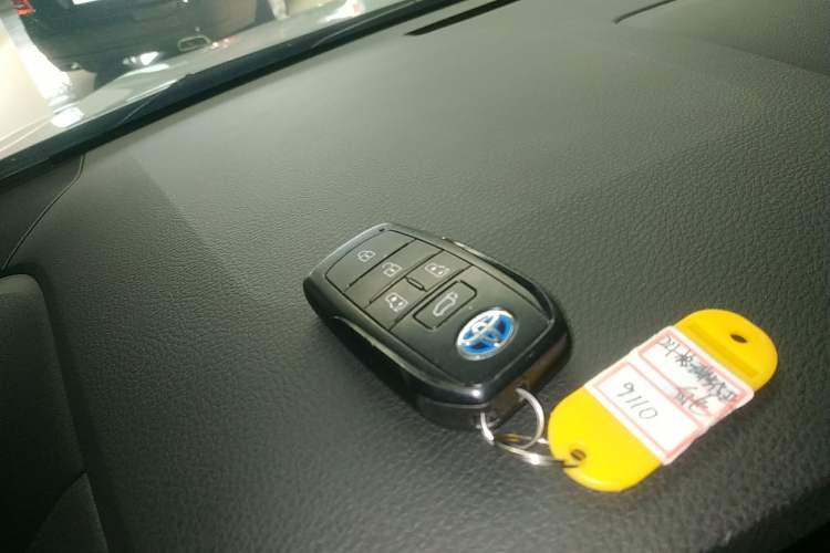 Used Toyota Granvia 2023 2.5L Hybrid Prestige PLUS Edition
