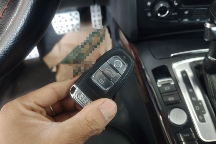 Used Audi A4L 2012 2.0 TFSI Automatic Technology Model Vehicle Key