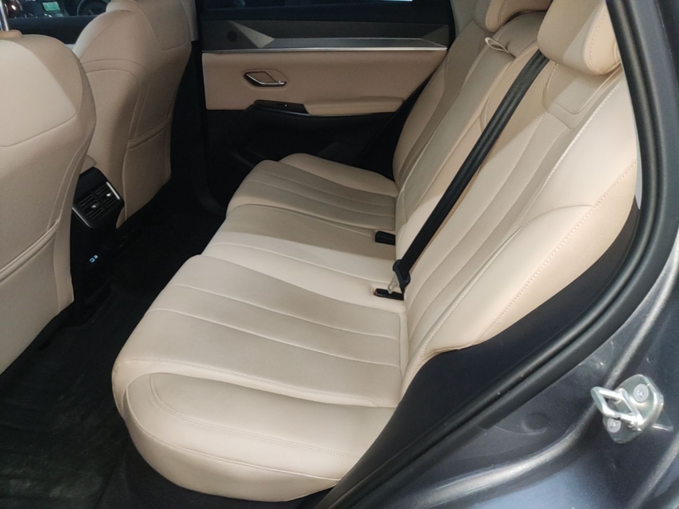 BYD Song Pro New Energy 2025 Second-Generation DM-i 75KM Leading Edition — снимка 20