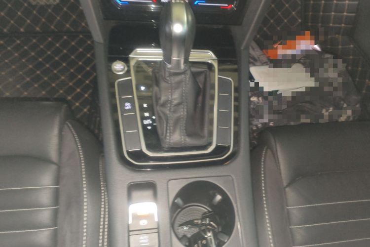 Used Volkswagen Magotan 2020 330TSI DSG Leading Model
