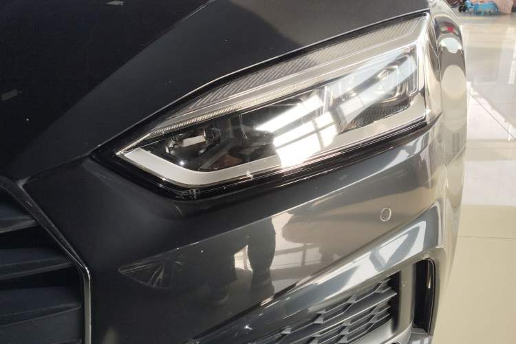 Used Audi A5 2019 Coupe 40 TFSI Fashion Edition China V Emission Standard