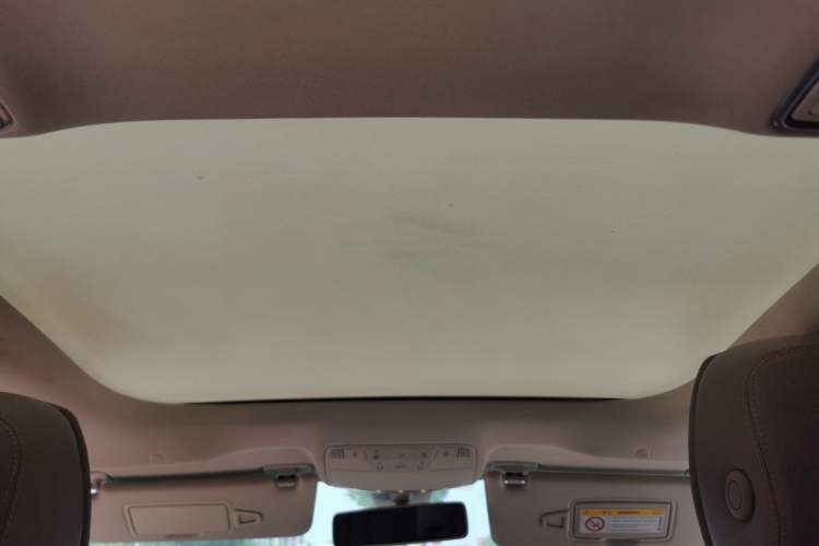 Used Mercedes-Benz E-Class 2018 E 300 L Luxury Model Headliner