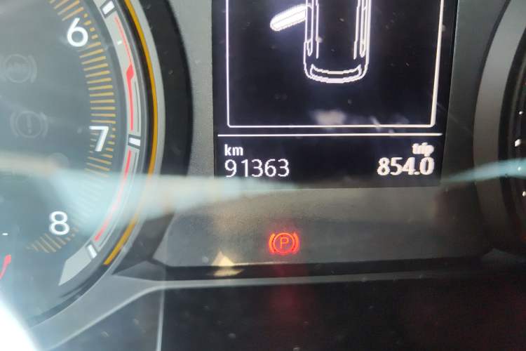 Used Volkswagen Tharu 2021 280TSI Two-Wheel Drive Trend Edition Odometer Close Up