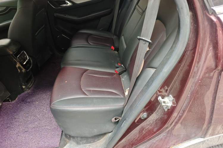 Used Baojun 560 2016 1.5T Manual Luxury Model
