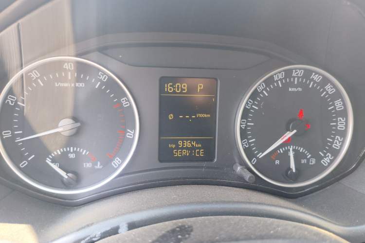 Used Skoda Octavia 2010 1.4TSI DSG Yijun Edition Instrument Cluster