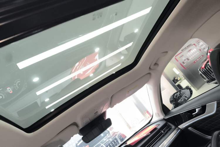 Used Hongqi HS5 2019 2.0T Smart Connect Flagship All-Wheel-Drive Version
