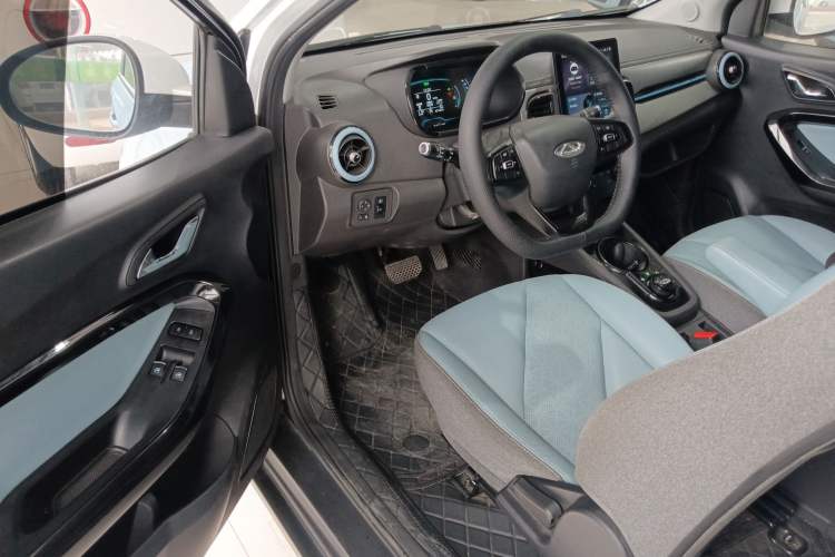 Used Chery QQ Little Ant 2023 251km True Love Edition Lithium Iron Phosphate Driver Seat