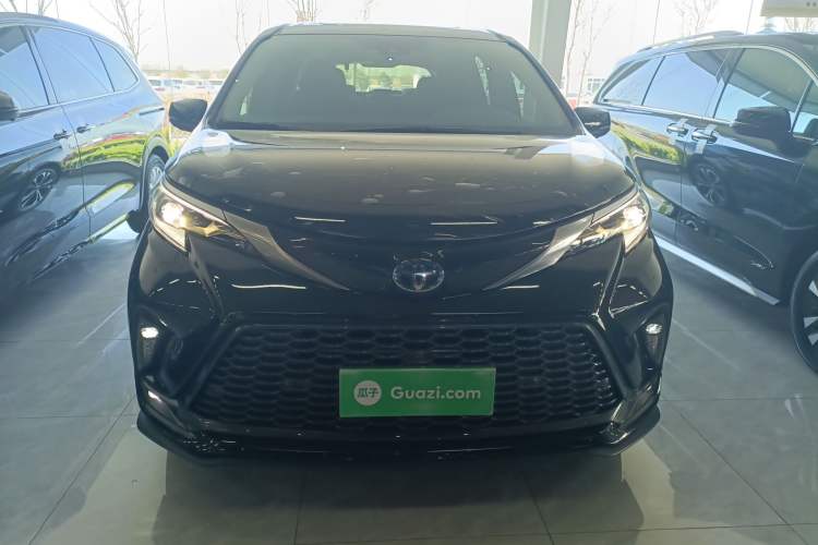 Used Toyota Granvia 2023 2.5L Hybrid Prestige PLUS Edition Front