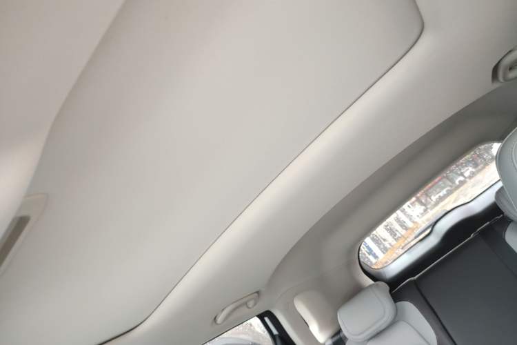 Used CHANGAN NEVO Q05 2024 All-New Flavorful Edition 125 Flagship Model - CATL Headliner