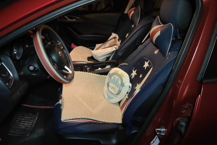 Used Mazda Mazda 3 Axela 2017 Sedan 2.0L Automatic Prestige Model China V Standard