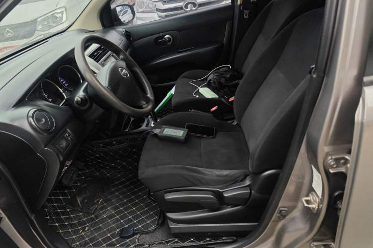 Used Nissan Livina 2013 1.6XE CVT Comfort Edition