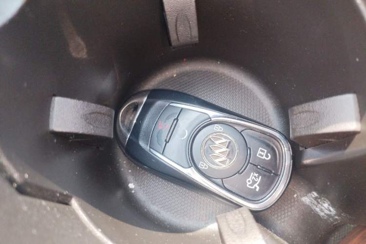 Used Buick LaCrosse 2016 28T Flagship Model
