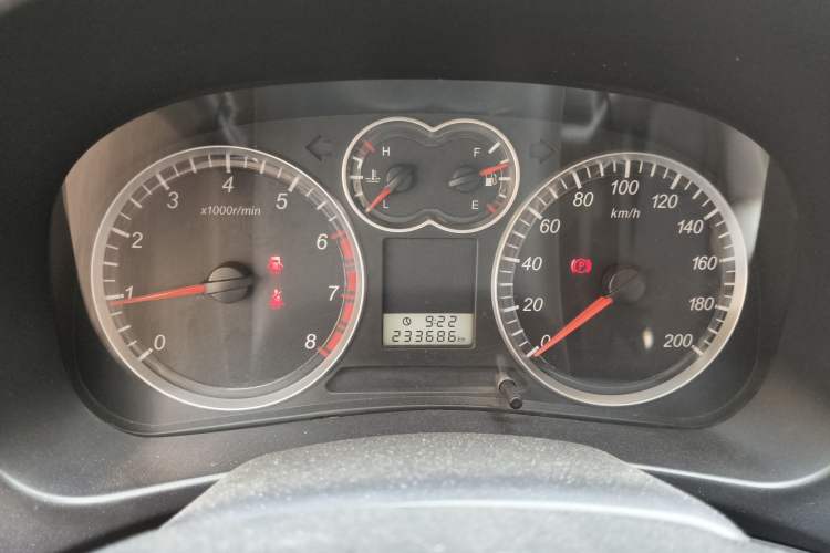Used Haval H5 Classic 2010 Zhizun Edition 2.4L Four-Wheel Drive Comfort Model Instrument Cluster