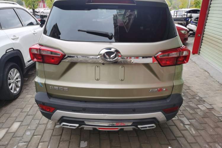 Used HYOSOW S3 2016 S3L 1.5L Manual Prestige Edition