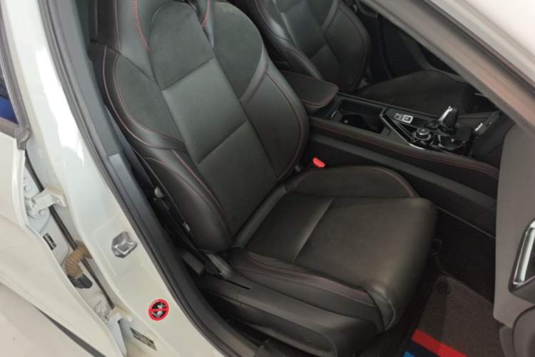 Used Lynk & Co 03 2019 1.5TD DCT Sport Edition China VI Standard Right Front Seat