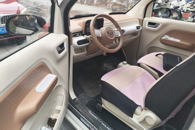 Used Wuling Hongguang MINIEV 2024 3rd Generation 215km Youth Edition