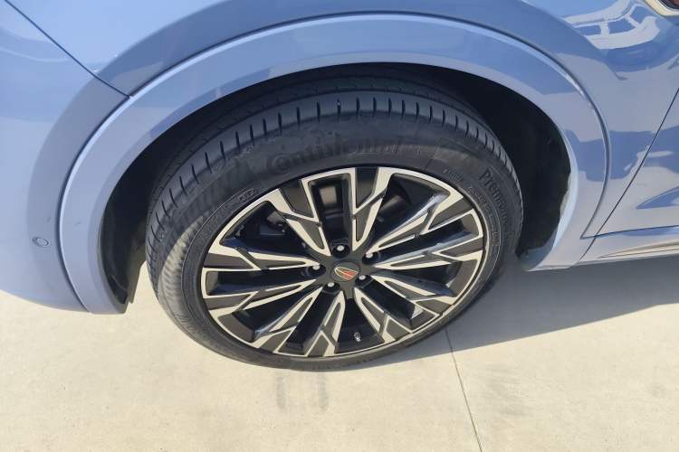 Used Hongqi HS5 2023 2.0T Four-Wheel Drive Flagship Pro Edition
