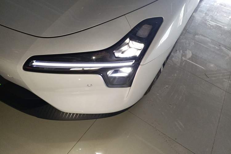 Used XPeng MONA M03 2025 600 with Ultra-Long Range Max Left Front Headlight
