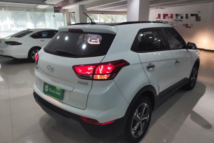 Used Hyundai ix25 2017 1.6L Automatic Smart Version
