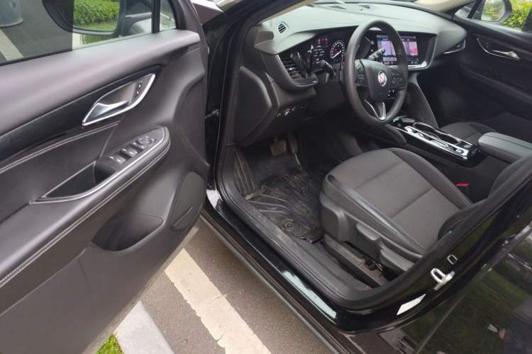 Used Buick Envision 2022 Encore S 652T Two-Wheel Drive Elite Model