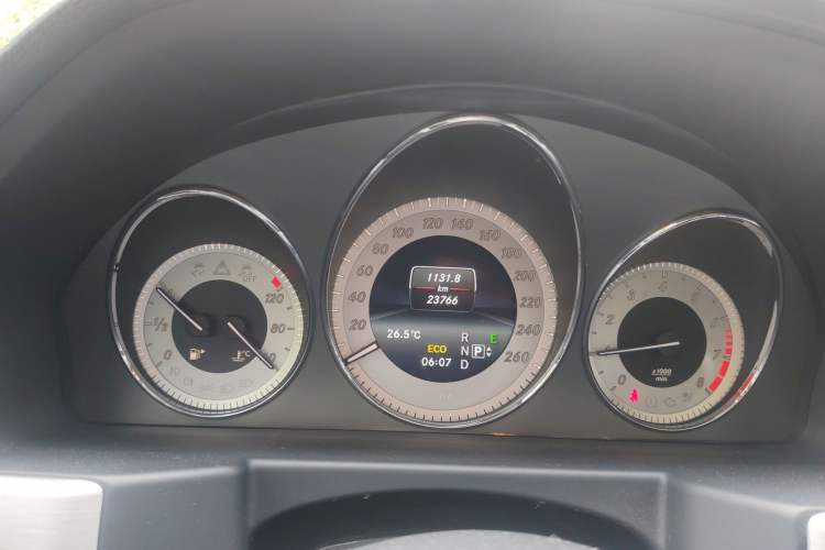 Used Mercedes-Benz GLK-Class 2014 GLK 260 4MATIC Dynamic Model
