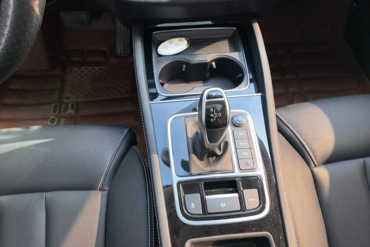 Used BYD Song MAX 2019 1.5T Automatic Smart Connect Ruiyi Sunroof Model 7 Seats China VI Standard
