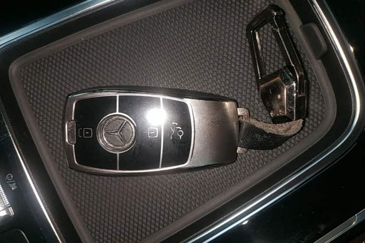 Used Mercedes-Benz GLB 2024 Refresh GLB 220 Fashion Edition
