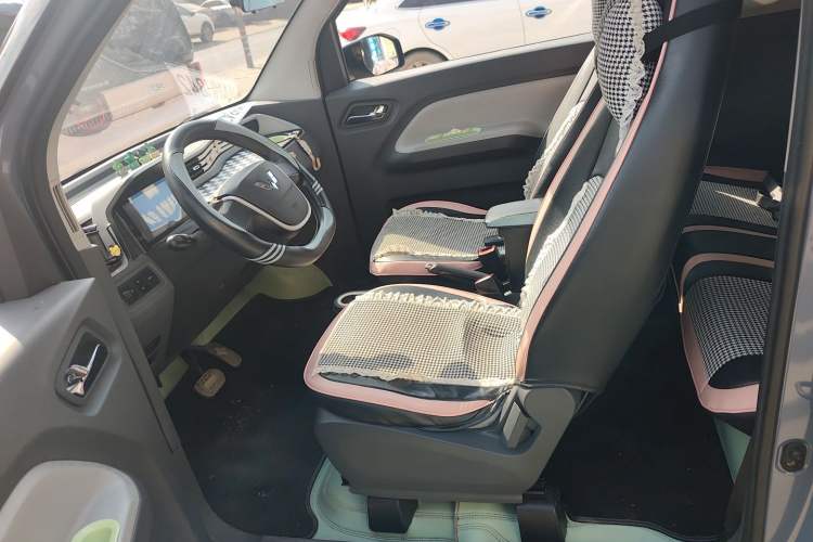 Used Wuling Hongguang MINIEV 2021 Macaron Premium Model – Lithium Iron Phosphate