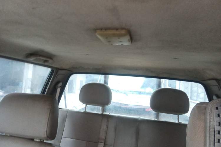 Used Huanghai Da Chaishen 2009 2.8T Two-Wheel-Drive Diesel Luxury Version 4JB1T1
