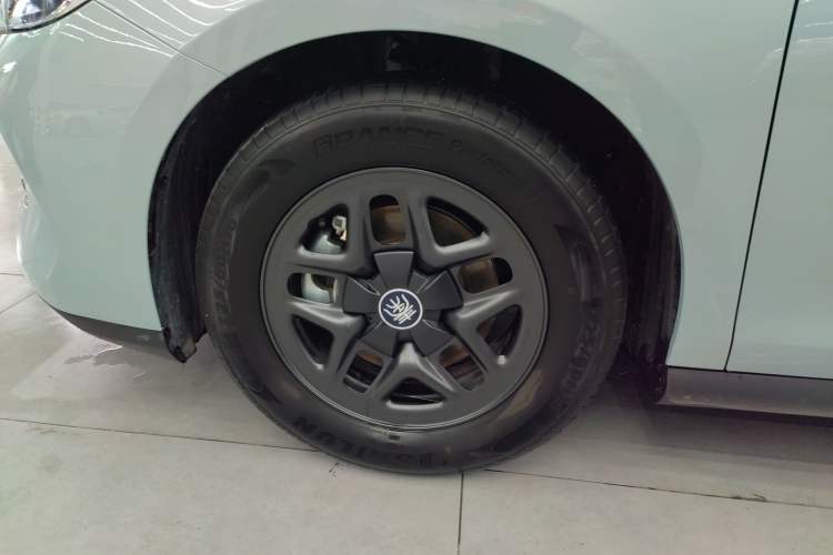 Used BYD Qin PLUS 2025 DM-i Smart Drive 55KM Leading Model
