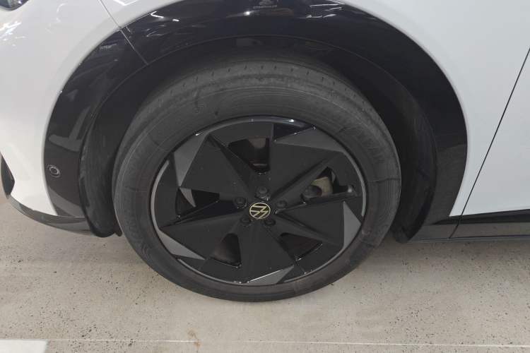 Used Volkswagen ID.UNYX 2024 Pro Long-Range Version
