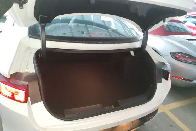 Used Changan Eado PHEV 2025 Smart New Blue Whale 145KM Battleship Edition