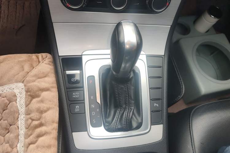 Used Volkswagen Magotan 2013 1.8TSI Premier Model