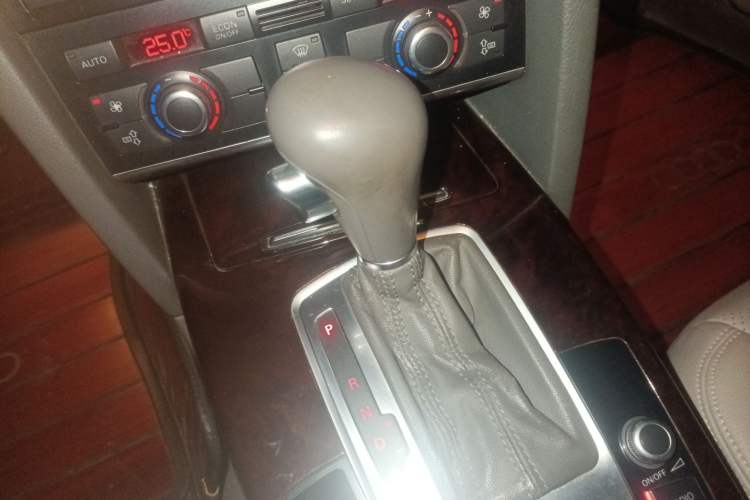 Used Audi A6L 2008 2.4L Technology version Gear Lever