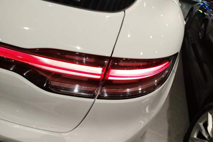 Used Porsche Macan 2022 Macan 2.0T