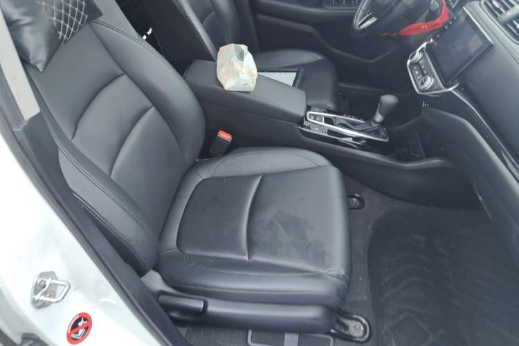 Used Honda Crider 2022 180Turbo CVT Luxury Edition Right Front Seat