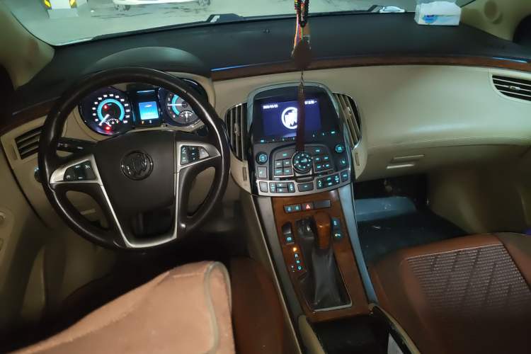 Used Buick LaCrosse 2011 2.4L SIDI Haoya Edition