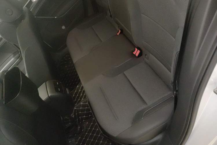 Used Volkswagen Golf Pure Electric 2020 Chari Left Rear Seat