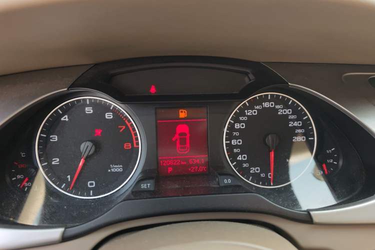 Used Audi A4L 2011 2.0 TFSI Standard Model Instrument Cluster