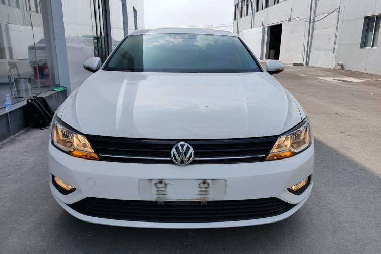 Used Volkswagen Lamando 2018 230TSI DSG Fashion Edition Front