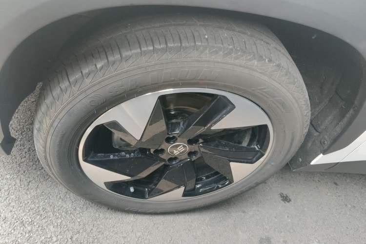 Used JETOUR Shanhai L6 2024 1.5TD DHT ULTRA Left Front Wheel Hub