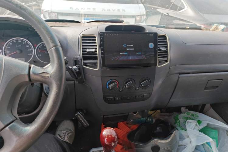 Used Foton Scenic 2016 2.0L Landscape Express Version Long Wheelbase Low Roof – 4Q20M
