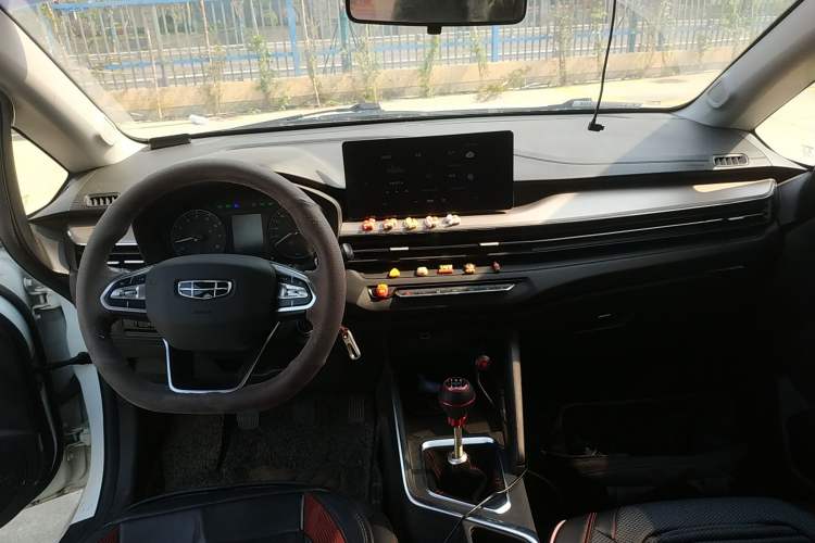 Used Geely Auto Vision X3 2021 PRO 1.5L Manual Elite Model
