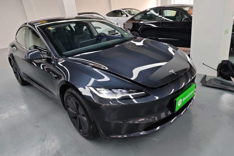 Used Tesla Model 3 2025 Rear-Wheel-Drive Version
