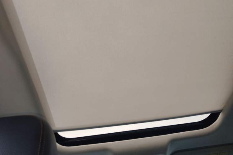 Used Jaguar F-PACE 2016 2.0T Two-Wheel Drive Urban Luxury Edition
