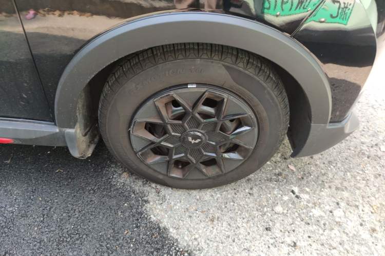 Used Wuling Hongguang MINIEV 2022 GAMEBOY 300km Enthusiast Model with Lithium Iron Phosphate Right Front Wheel Hub