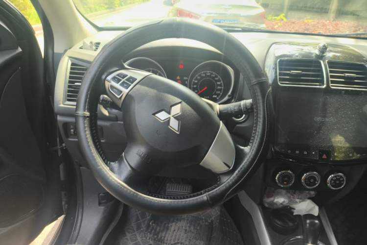 Used Mitsubishi ASX 2018 2.0L CVT Two-Wheel Drive Deluxe Edition
